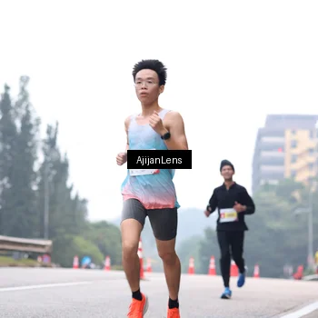 Runner Photo 7064265