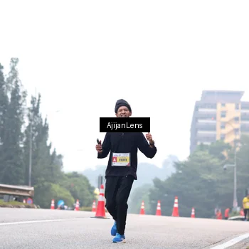 Runner Photo 7064266