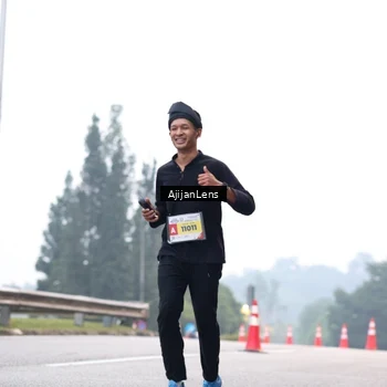 Runner Photo 7064273