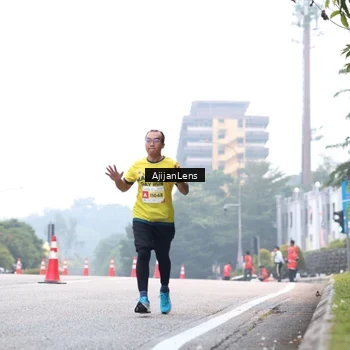 Runner Photo 7064286