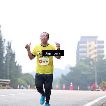 Runner Photo 7064293