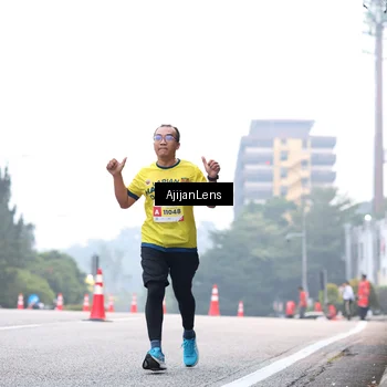 Runner Photo 7064296