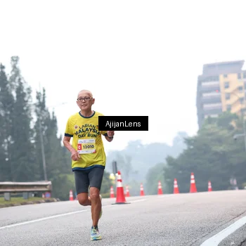 Runner Photo 7064309