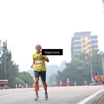 Runner Photo 7064313