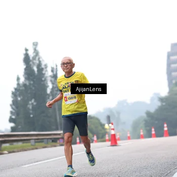 Runner Photo 7064314