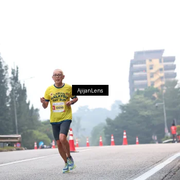 Runner Photo 7064317