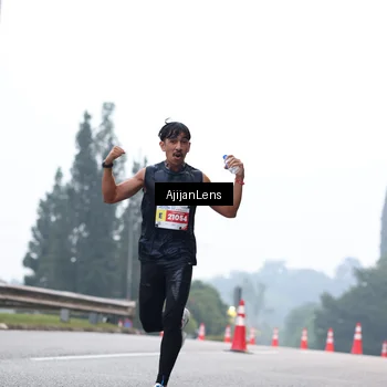 Runner Photo 7064331