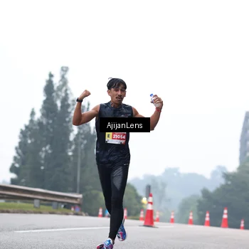 Runner Photo 7064335