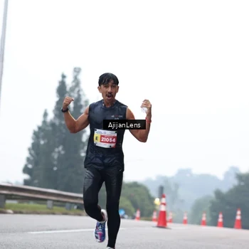 Runner Photo 7064339