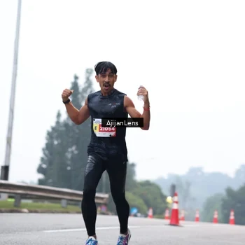 Runner Photo 7064340