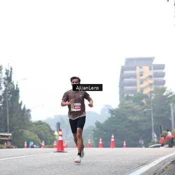 Runner Photo 7064343