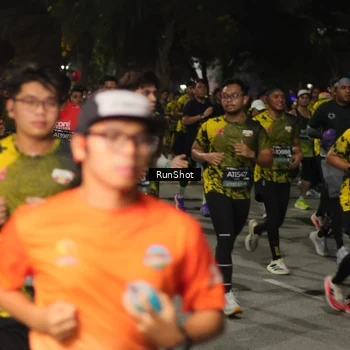 Runner Photo 7064344