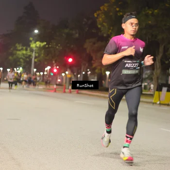 Runner Photo 7064353