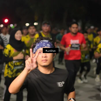 Runner Photo 7064355