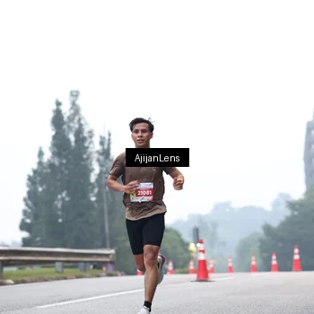 Runner Photo 7064357