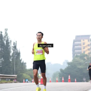 Runner Photo 7064365