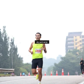 Runner Photo 7064374