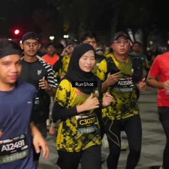 Runner Photo 7064375