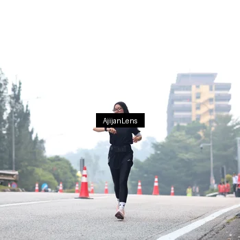 Runner Photo 7064381