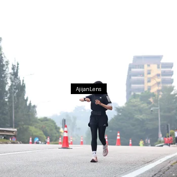 Runner Photo 7064384