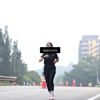 Runner Photo 7064398