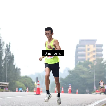 Runner Photo 7064412
