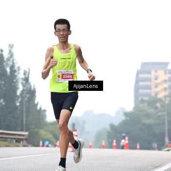 Runner Photo 7064421