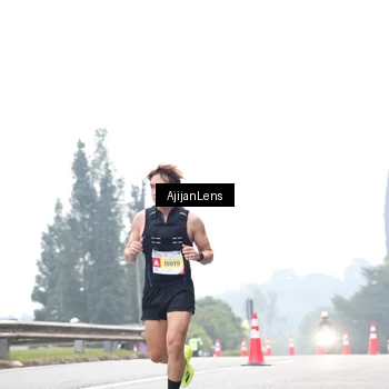 Runner Photo 7064467