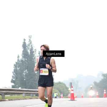 Runner Photo 7064475