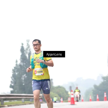 Runner Photo 7064496