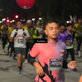 Runner Photo 7064505