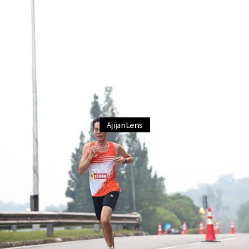 Runner Photo 7064509