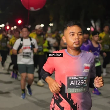 Runner Photo 7064512