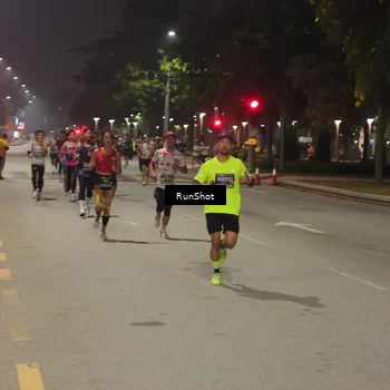 Runner Photo 7064515