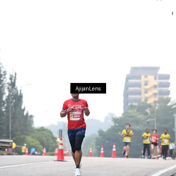 Runner Photo 7064523