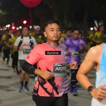 Runner Photo 7064530