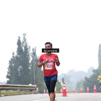 Runner Photo 7064532