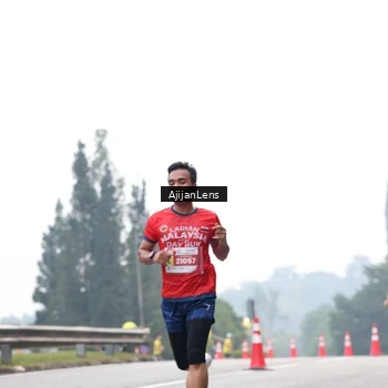 Runner Photo 7064537