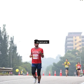 Runner Photo 7064577
