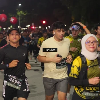 Runner Photo 7064592