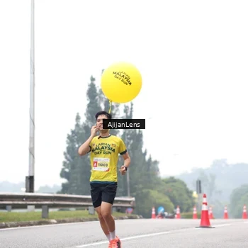 Runner Photo 7064599