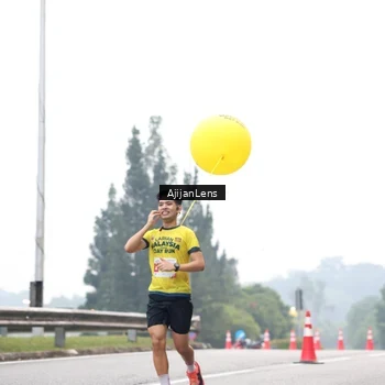 Runner Photo 7064600