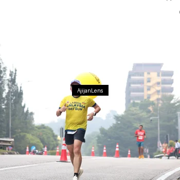 Runner Photo 7064612
