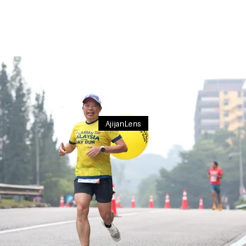 Runner Photo 7064614