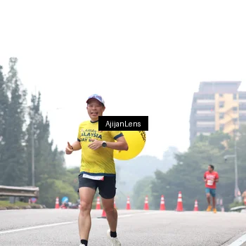 Runner Photo 7064617