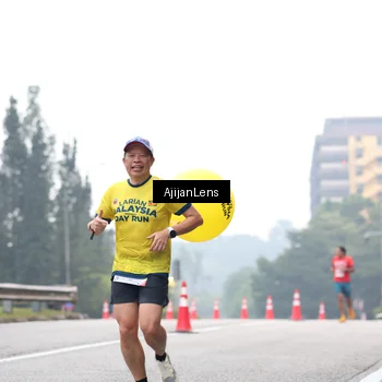 Runner Photo 7064620