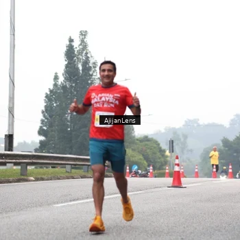 Runner Photo 7064634