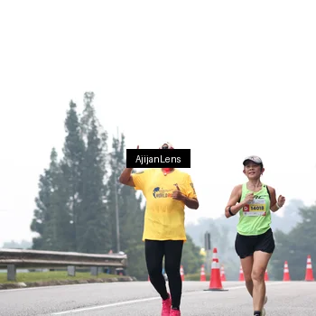 Runner Photo 7064655