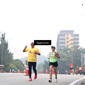 Runner Photo 7064656