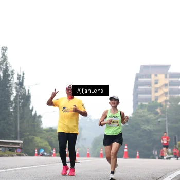 Runner Photo 7064663
